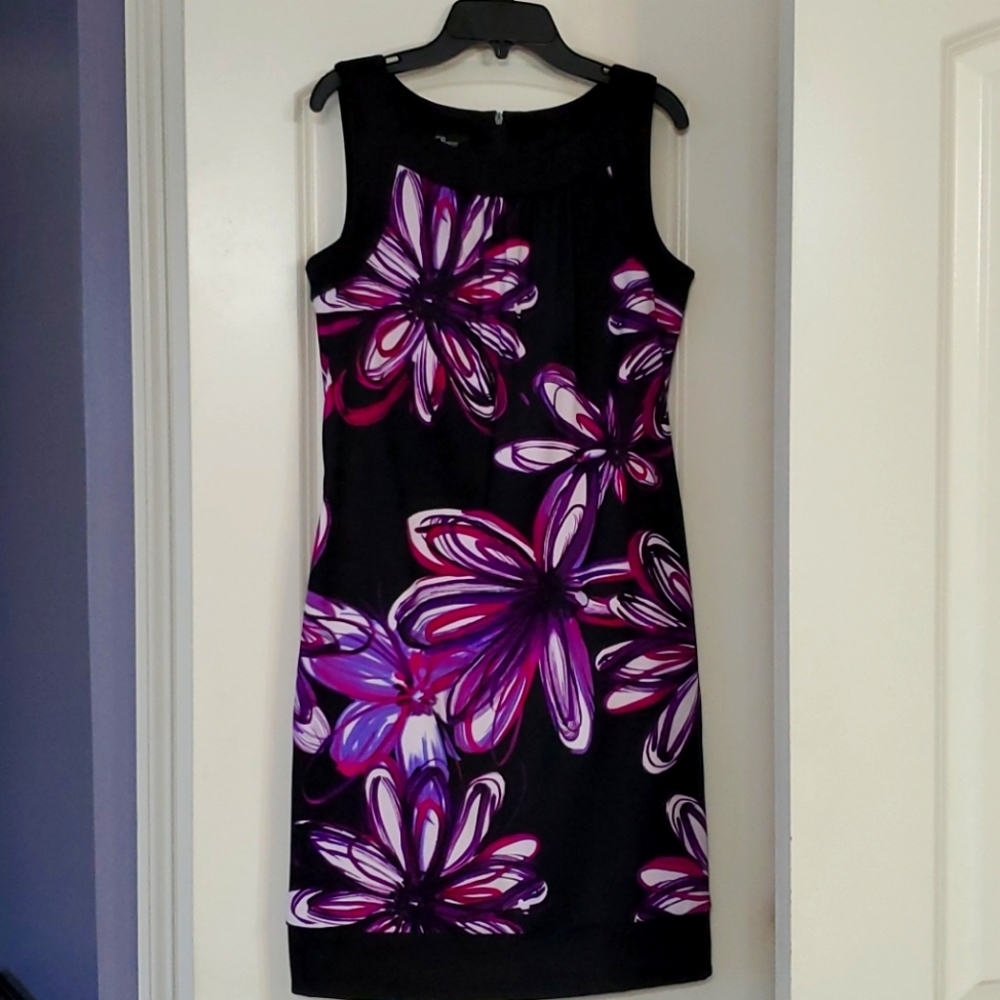 Floral dress purple/black Size 4